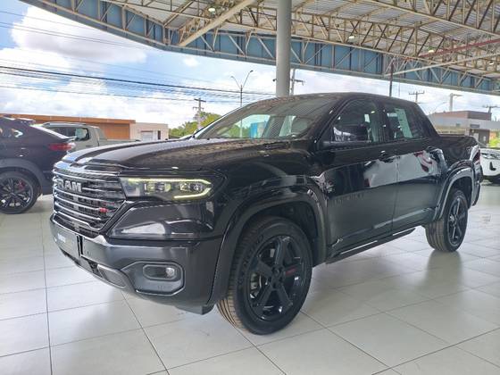 RAM RAMPAGE 2.0 HURRICANE 4 TURBO GASOLINA R/T 4X4 AUTOMÁTICO